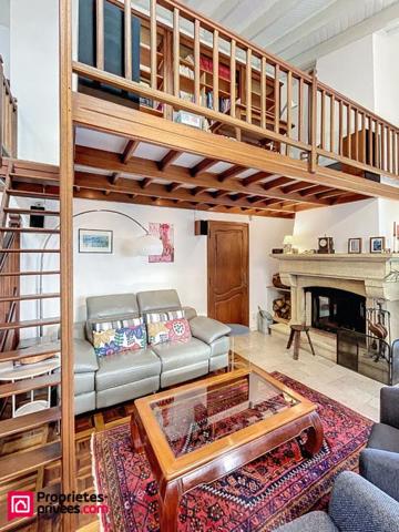 Villa Pourrieres 6 pièces 213 m2