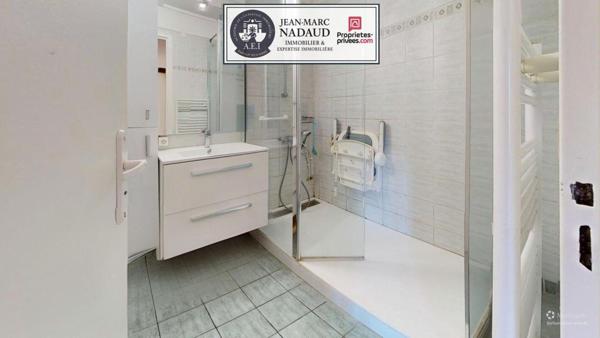 Fréjus - T3 complet : terrasse, loggia, garage, grande cave, 3 parkings privés