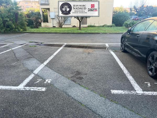 Fréjus - T3 complet : terrasse, loggia, garage, grande cave, 3 parkings privés