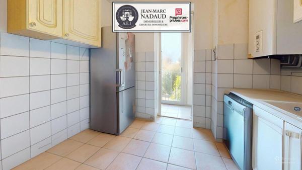 Fréjus - T3 complet : terrasse, loggia, garage, grande cave, 3 parkings privés