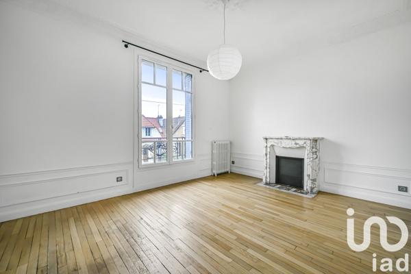 Maison traditionnelle 12 pièces de 272 m² à Argenteuil (95100)