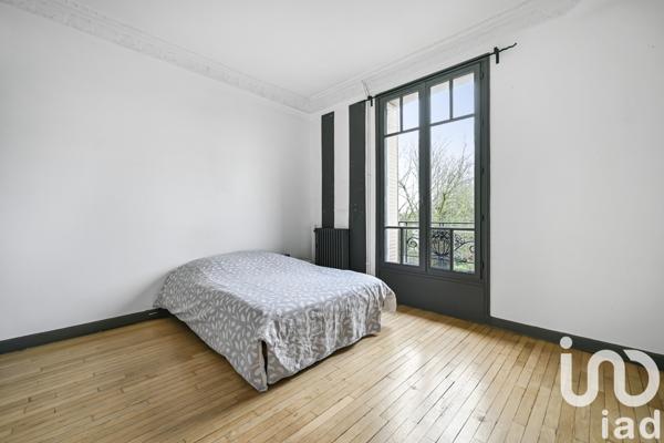Maison traditionnelle 12 pièces de 272 m² à Argenteuil (95100)