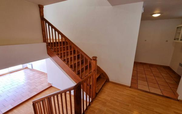 Appartement à louer    3 pièces • 76 m2 Albi