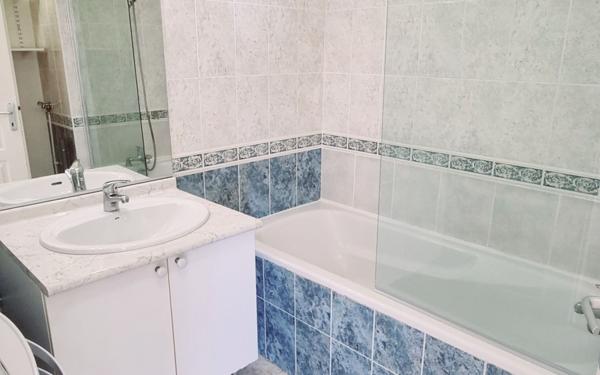 Appartement à louer    3 pièces • 76 m2 Albi