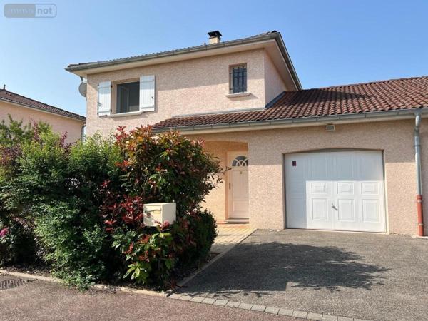 Maison à vendre à Villieu-Loyes-Mollon dans l'Ain (01800), ref : 01067-882