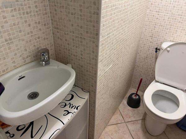 Maison à vendre à Villieu-Loyes-Mollon dans l'Ain (01800), ref : 01067-882