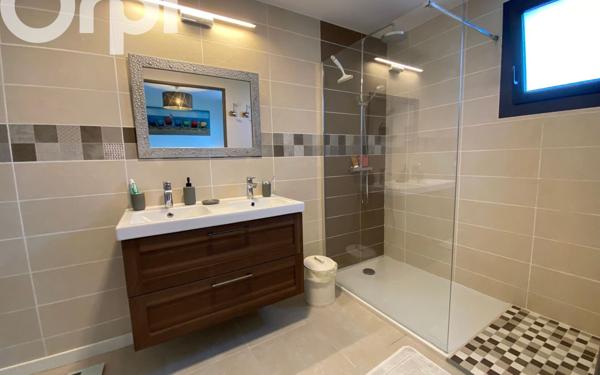 Maison à vendre    5 pièces •  Le Château-d'Oléron