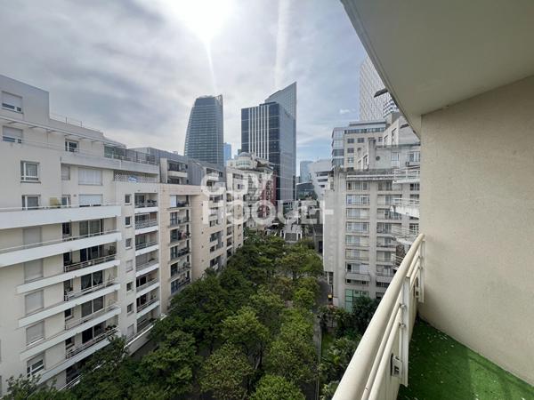 Appartement Courbevoie 2 pièces 32.75 m2