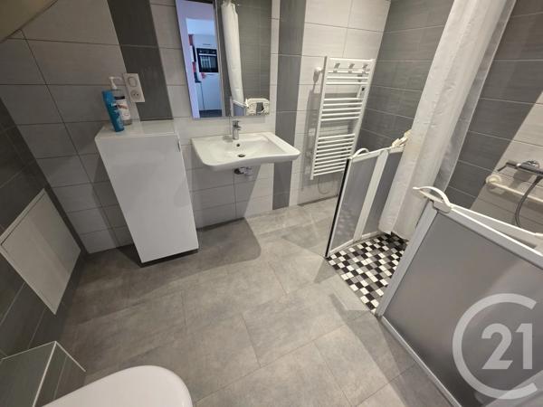 Maison à vendre  4 pièces - 85,61 m 2   PLOEMEUR  - 56