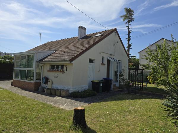 À vendre - Maison individuelle, 6 pièces située à Villeneuve-Saint-Georges (94190)