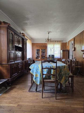 À vendre - Maison individuelle, 6 pièces située à Villeneuve-Saint-Georges (94190)