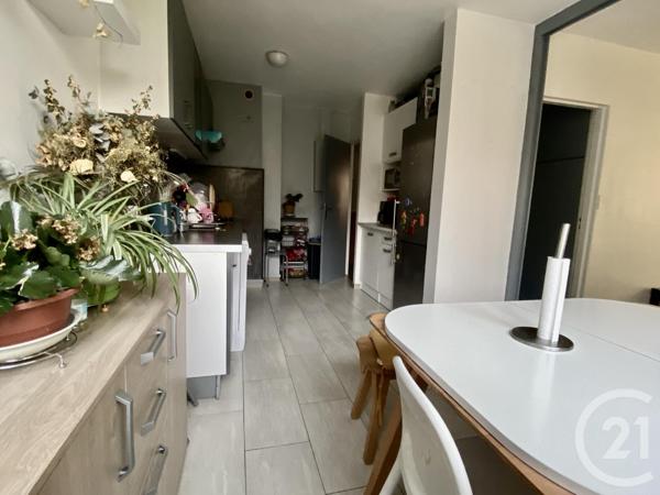 Appartement F3 à vendre  3 pièces - 58 m2 SAVIGNY SUR ORGE - 91