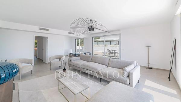 RESIDENCE NEUVE BEAUSOLEIL - TOIT TERRASSE 4 PIÈCES - VUE MER ET MONACO