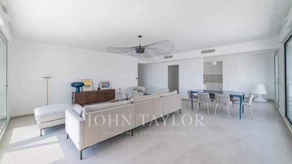 RESIDENCE NEUVE BEAUSOLEIL - TOIT TERRASSE 4 PIÈCES - VUE MER ET MONACO