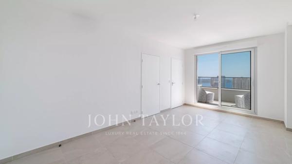 RESIDENCE NEUVE BEAUSOLEIL - TOIT TERRASSE 4 PIÈCES - VUE MER ET MONACO