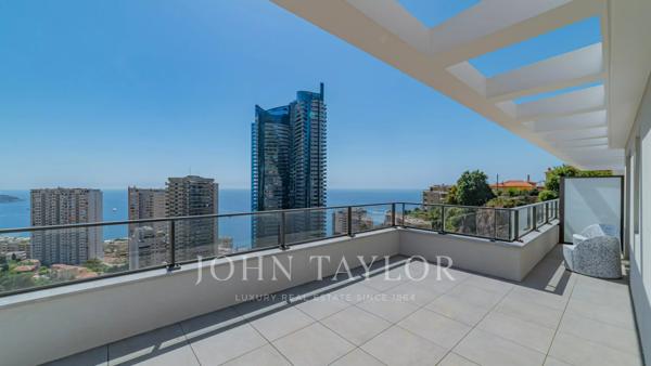 RESIDENCE NEUVE BEAUSOLEIL - TOIT TERRASSE 4 PIÈCES - VUE MER ET MONACO