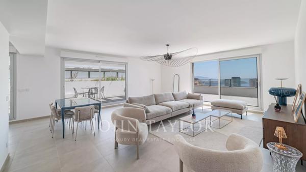 RESIDENCE NEUVE BEAUSOLEIL - TOIT TERRASSE 4 PIÈCES - VUE MER ET MONACO