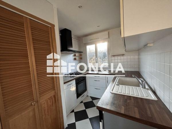 Location Appartement 3 pièces 65.5 m² - 65 BIS RUE PASTEUR Poitiers 86000