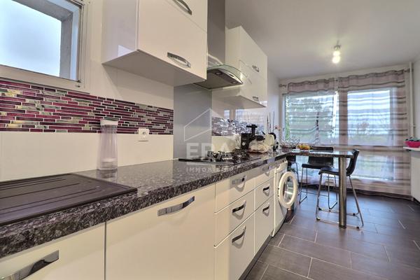 Appartement Taverny 4 pièce(s) 84.61 m2 + cave + Place de parking