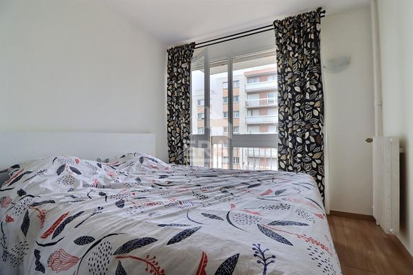 Appartement Taverny 4 pièce(s) 84.61 m2 + cave + Place de parking