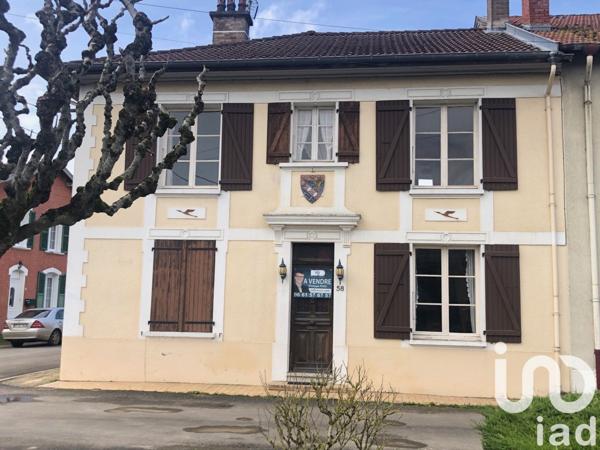 Maison 10 pièces de 188 m² à Sivry-sur-Meuse (55110)