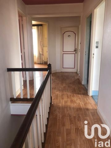 Maison 10 pièces de 188 m² à Sivry-sur-Meuse (55110)