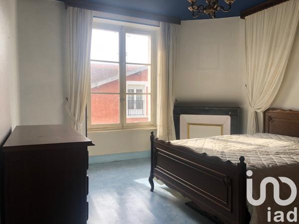 Maison 10 pièces de 188 m² à Sivry-sur-Meuse (55110)