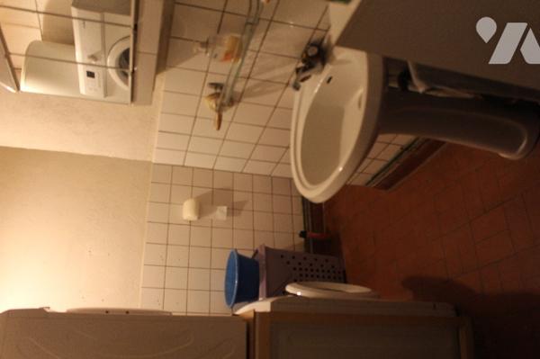 Spacieuse et lumineuse maison historique (ancien café du village), avec dépendances