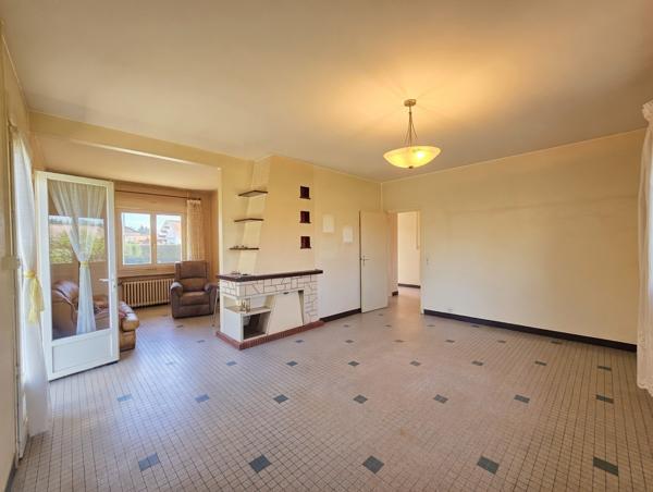 Villeneuve-sur-Lot (47300) Maison avec T1 bis et jardin