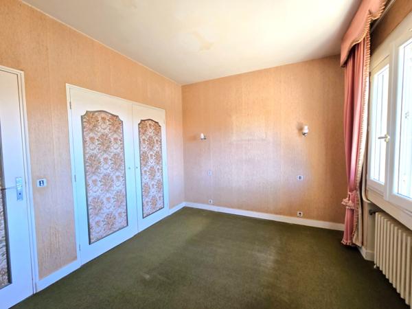 Villeneuve-sur-Lot (47300) Maison avec T1 bis et jardin
