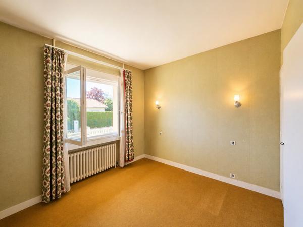 Villeneuve-sur-Lot (47300) Maison avec T1 bis et jardin