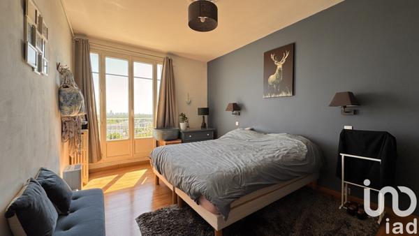 Appartement 4 pièces de 79 m² à Suresnes (92150)