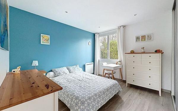 Maison à vendre    5 pièces • 106 m2 Voisins-le-Bretonneux