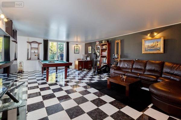 Villa à vendre à Aix-en-Provence dans les Bouches-du-Rhône (13100), ref : 10521/31 SAINT DONAT