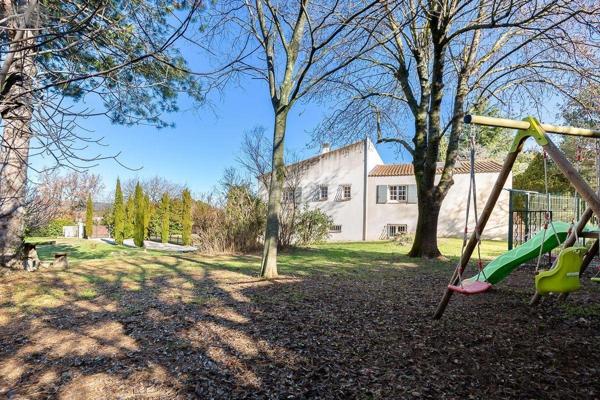 Villa à vendre à Aix-en-Provence dans les Bouches-du-Rhône (13100), ref : 10521/31 SAINT DONAT