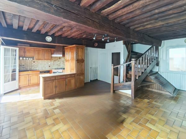 À vendre – Maison familiale à Hurigny, secteur prisé du Mâconnais