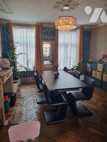 Maison à Vendre à Bourbourg (59630) en Nord (59) exclusivité

Cette maison bourgeoise  de 233...