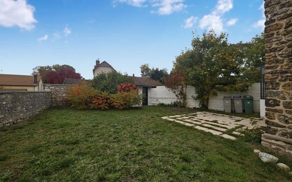 Maison à louer    4 pièces • 111,64 m2 Mantes-la-Jolie