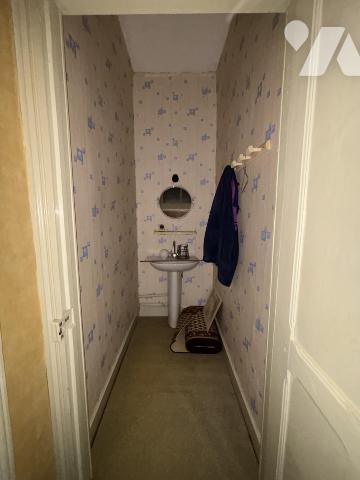 CAMBRAi, Maison Mitoyenne , 3 chambres et terrain