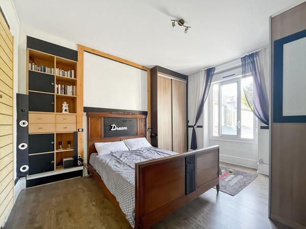 APPARTEMENT CENTRE-VILLE AVEC 2 CHAMBRES