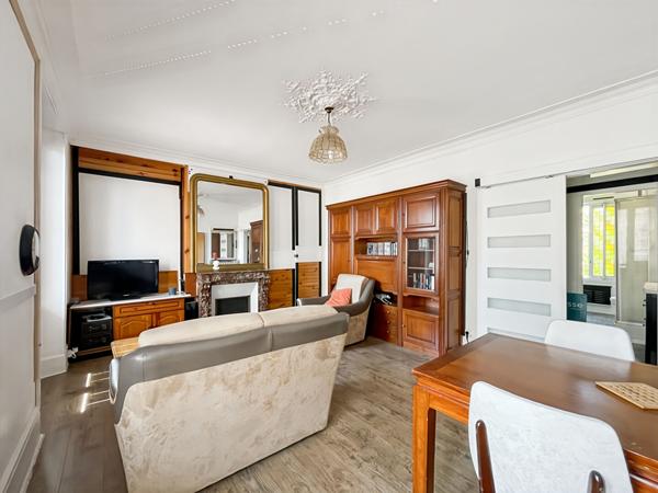 APPARTEMENT CENTRE-VILLE AVEC 2 CHAMBRES