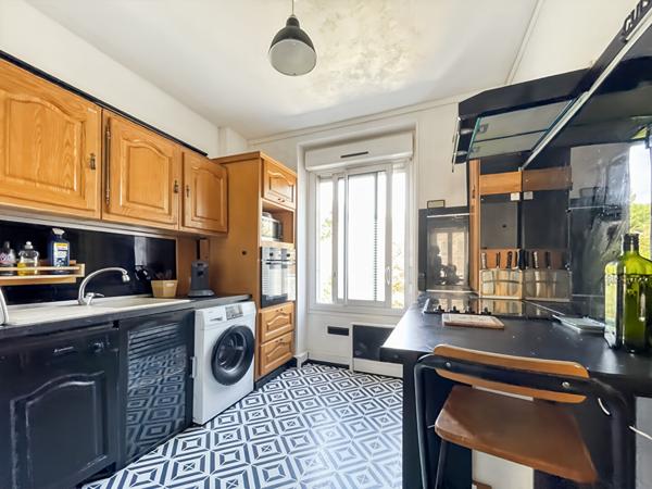 APPARTEMENT CENTRE-VILLE AVEC 2 CHAMBRES