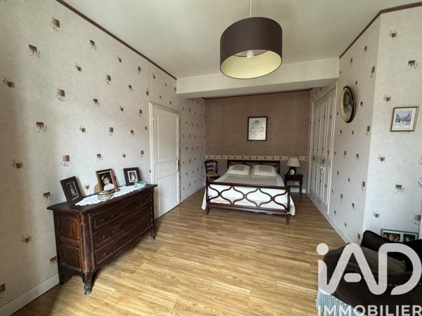Maison à vendre 6 pièces 182 m² Fougax-et-Barrineuf