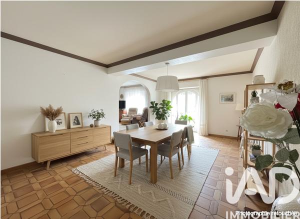 Maison à vendre 6 pièces 182 m² Fougax-et-Barrineuf