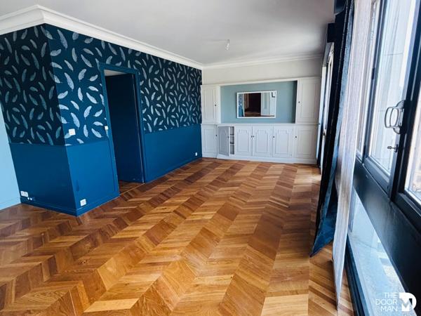Appartement - À vendre - 108 m² - LAVAL | The Door Man