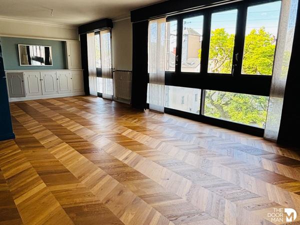 Appartement - À vendre - 108 m² - LAVAL | The Door Man