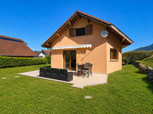 Maison
         5 pièces
        - 150 m² Exclusivité 520 000 € *