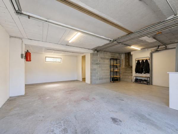 Maison
         5 pièces
        - 150 m² Exclusivité 520 000 € *