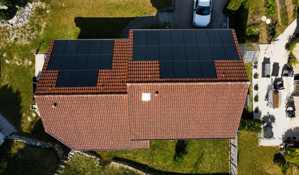 Maison
         5 pièces
        - 150 m² Exclusivité 520 000 € *