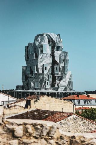 LOT MURS  IMMEUBLE POUR COMMERCE OU HABITAT A AMENAGER